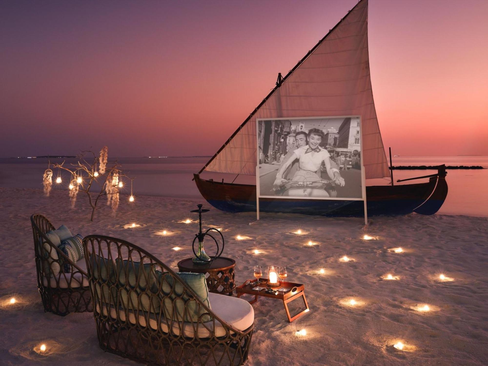 Hotel The Nautilus Maldives Kamadhoo Exterior foto