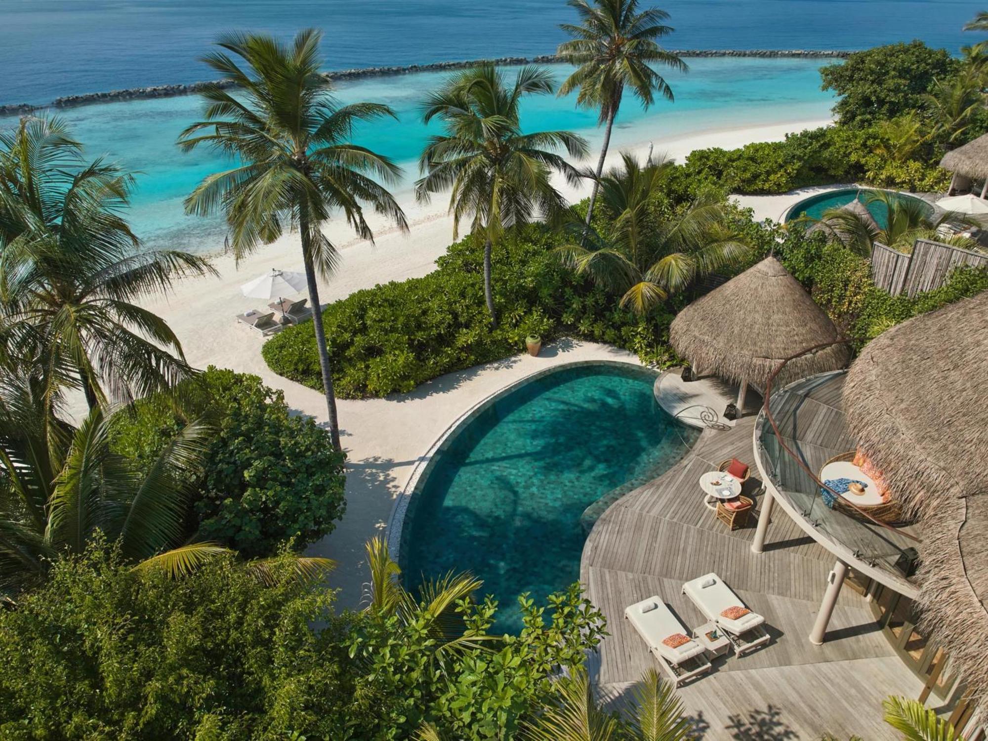 Hotel The Nautilus Maldives Kamadhoo Exterior foto